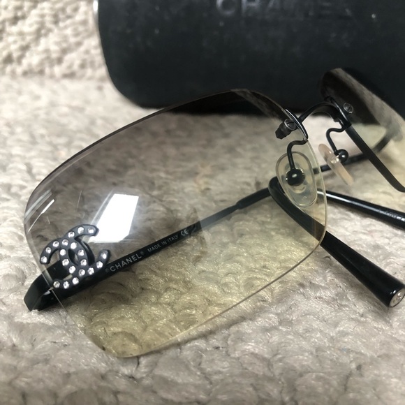 Chanel sunglasses - Picture 8 of 10